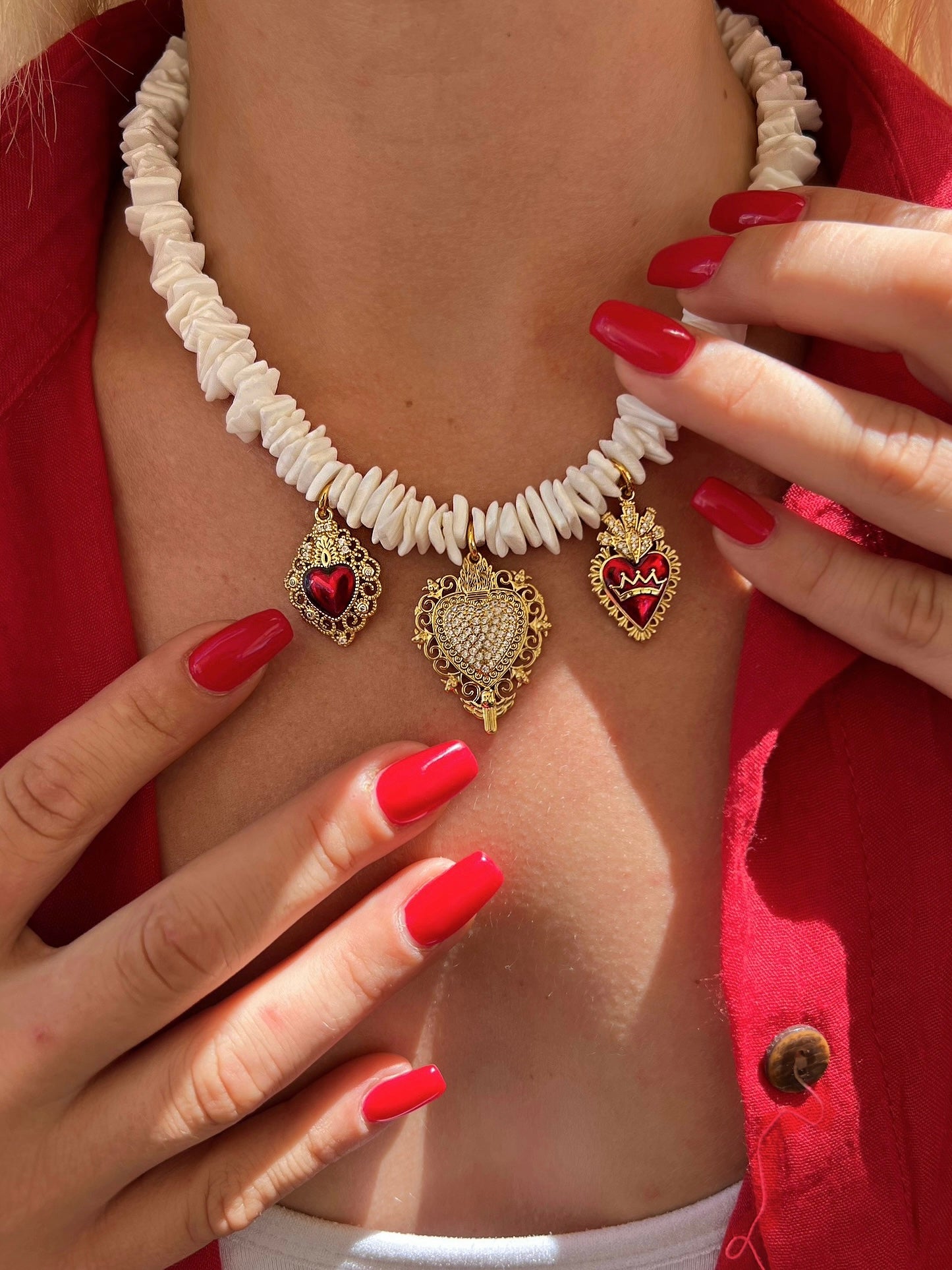 The “FOLEGANDROS” necklace